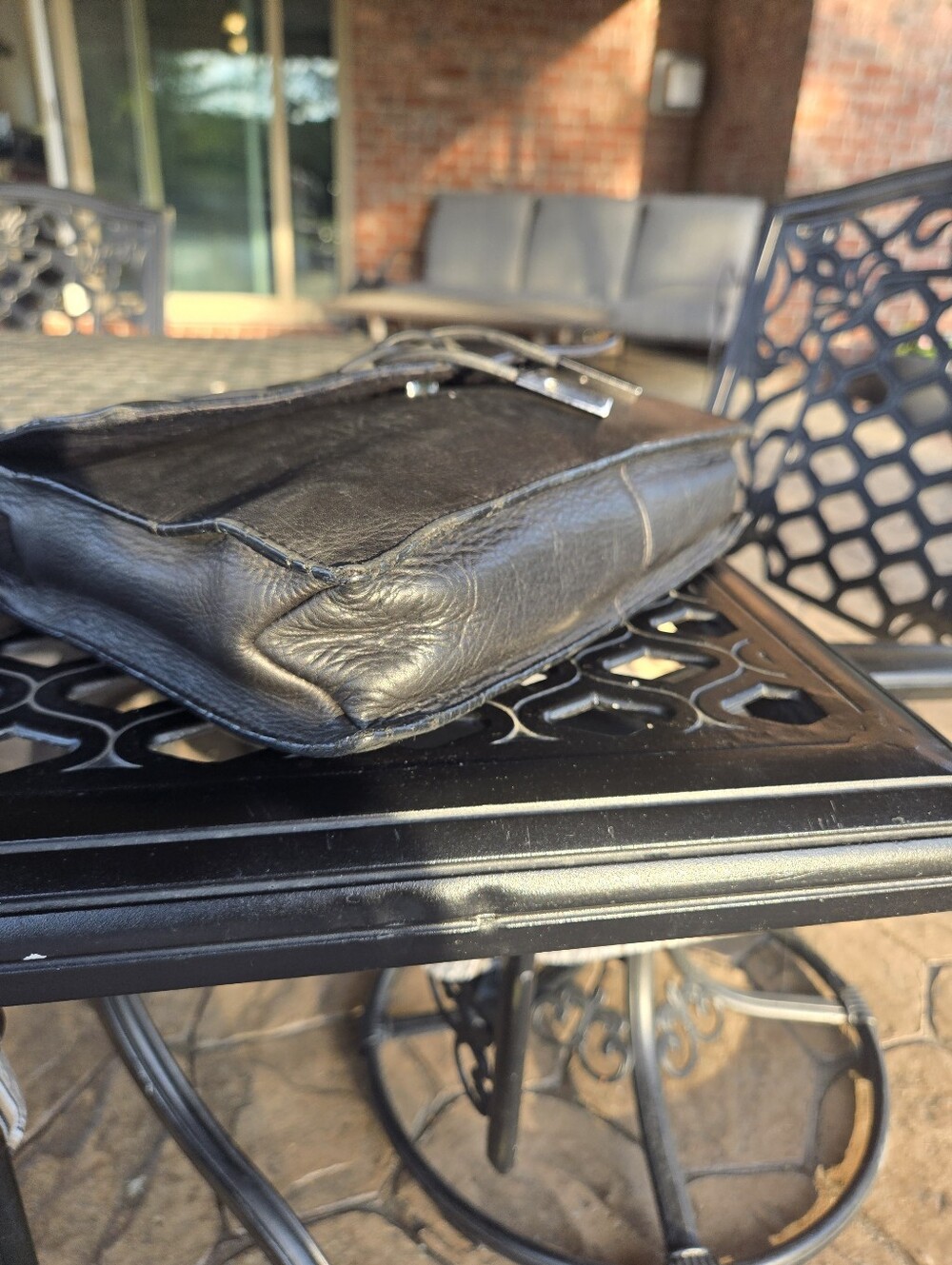 Vintage Liz Claiborne Black Leather Shoulder Bag - Picture 7 of 12
